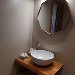 Bed & Breakfast Dvor Vipolze