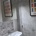 Dvor Vipolze Bed and breakfast 4*