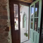 Bed & Breakfast Dvor Vipolze 4*