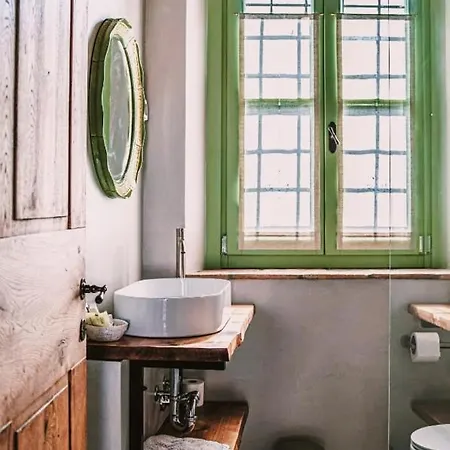 krevet i doručak Dvor Vipolze