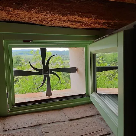 Dvor Vipolze 4* Dobrovo