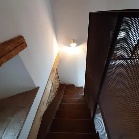 Panzió Dvor Vipolze Dobrovo