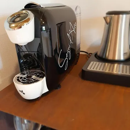 Dvor Vipolze Couette-café Dobrovo